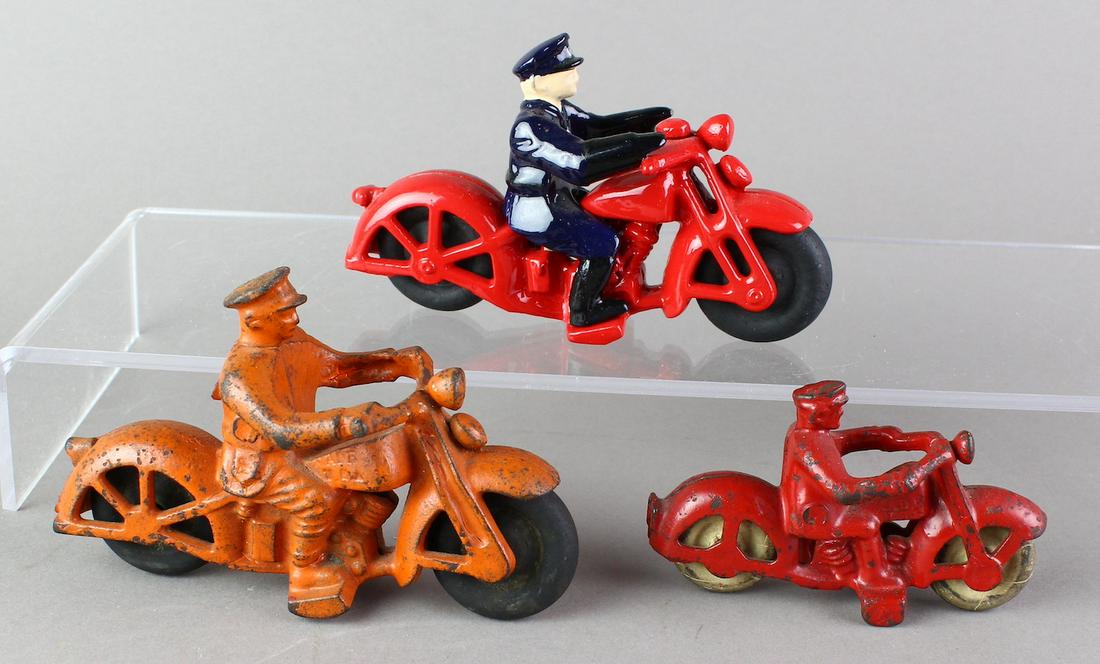 3 Hubley Cast Iron Motorcycles (1 of 2)