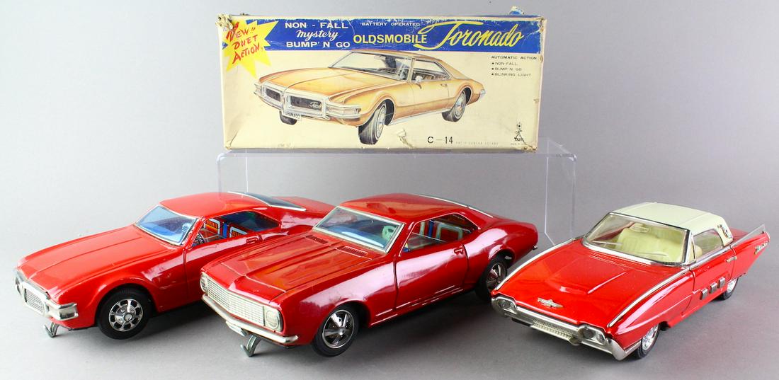 Japan TIn Muscle Cars & Box (1 of 4)
