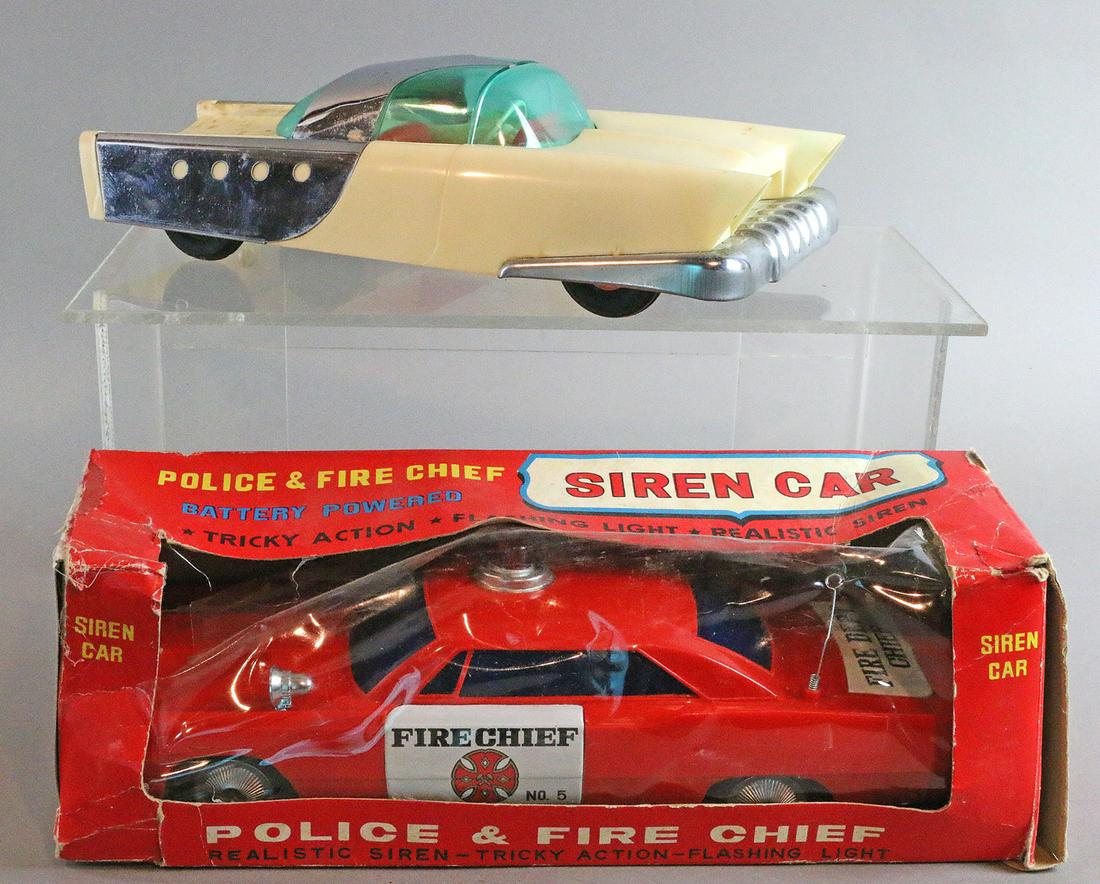 Mattel Futuristic Dream Car & Japan Fire Chief Car in Box (1 of 2)