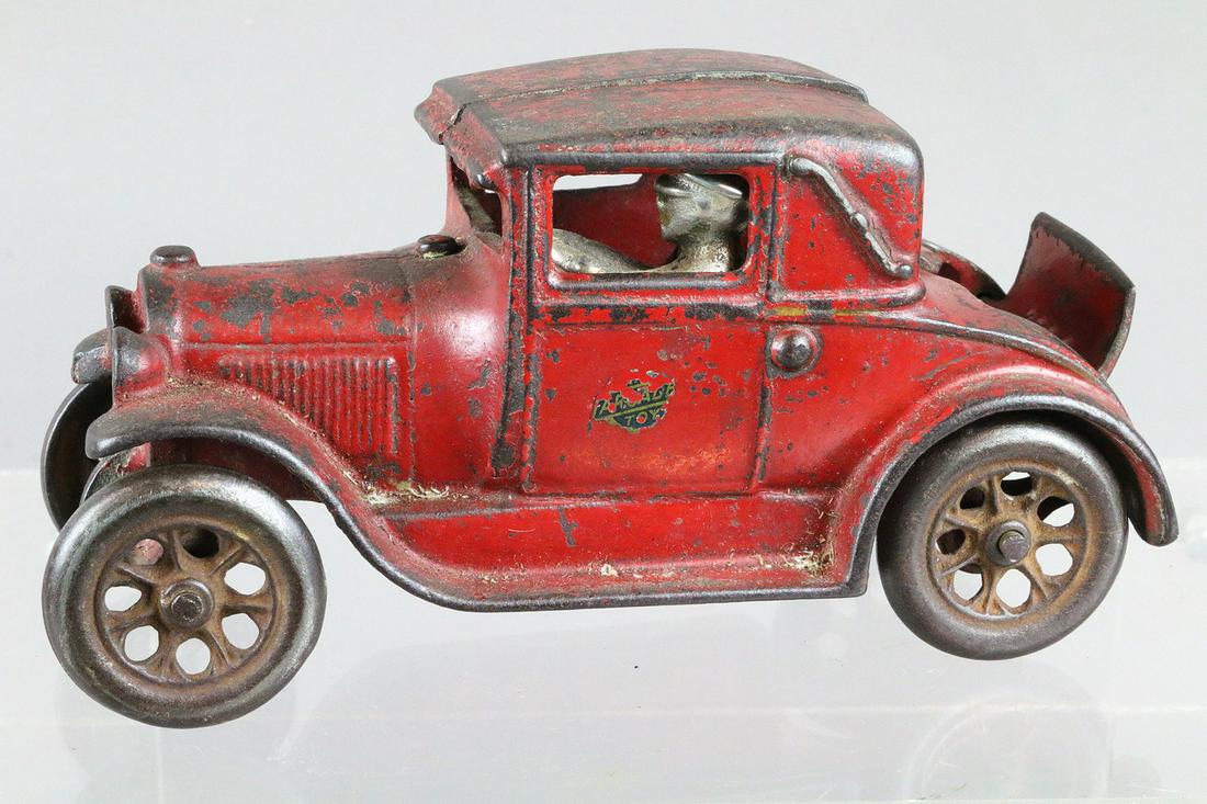 Arcade Cast Iron Rumble Seat Coupe (1 of 3)