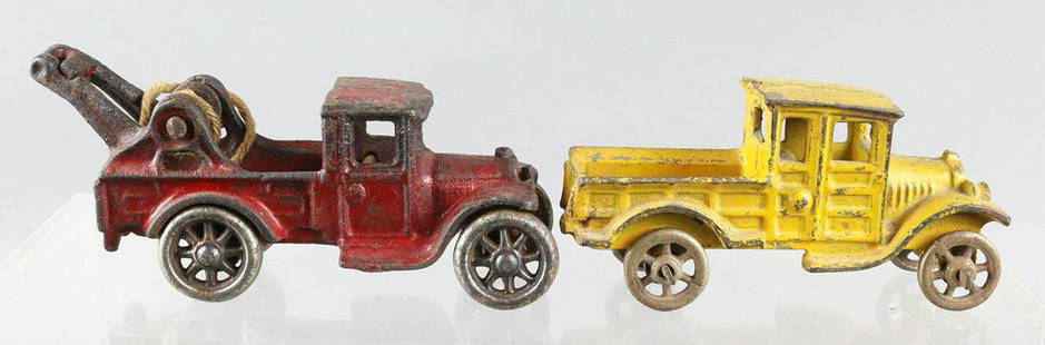 Cast Iron Truck Lot Williams Panel Truck: Cast Iron Truck Lot Scarce Williams Panel Truck, Arcade Wrecker, 5, 6 inches