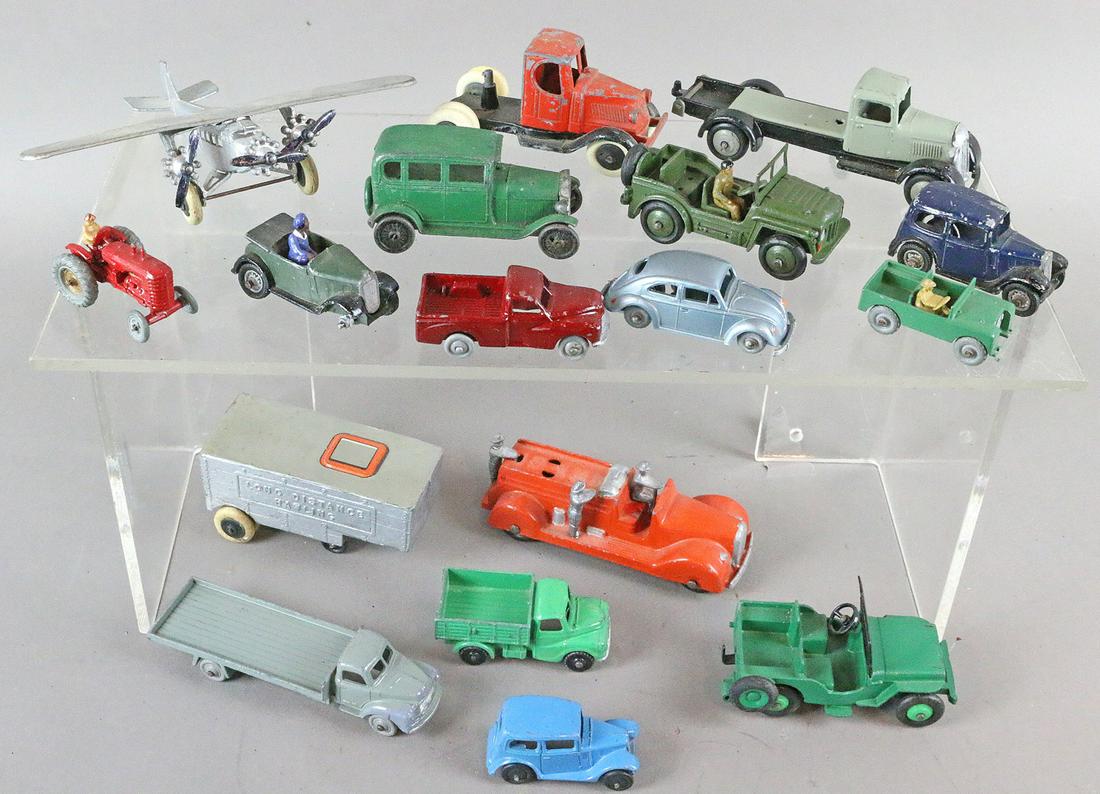 Dinky, Slush Car Lot (1 of 2)
