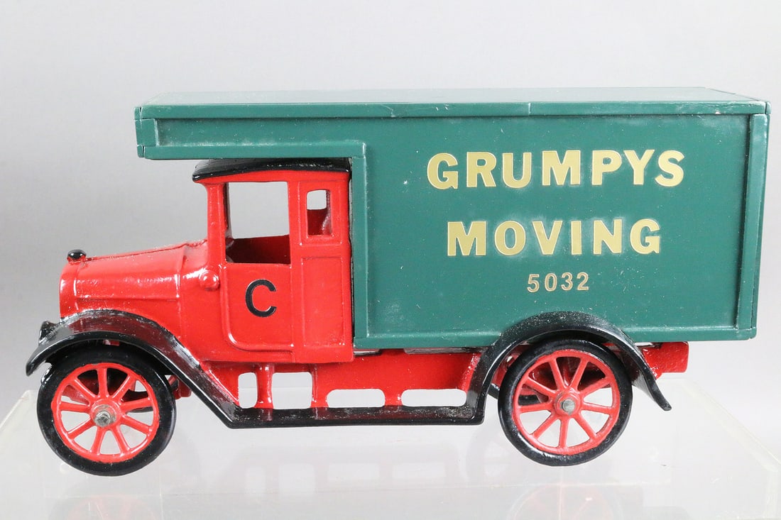 Arcade Moving Truck Fantasy 11 inches: Arcade Moving Truck Fantasy 11 inches, hand made parts