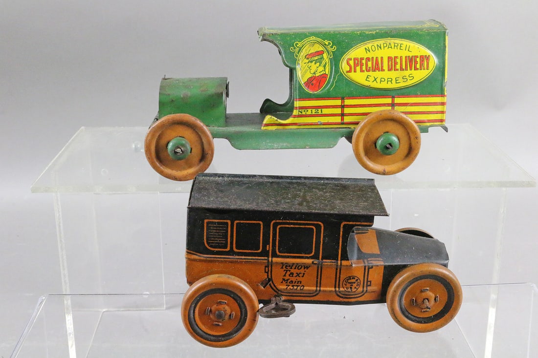 Nonpareil Delivery Truck J Chein Yellow Taxi Lot (1 of 2)
