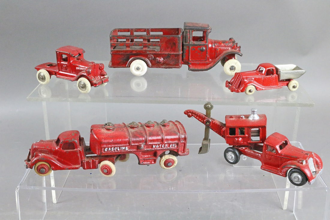 Cast Iron Truck Lot, Hubley, WIlliams, Arcade (1 of 2)