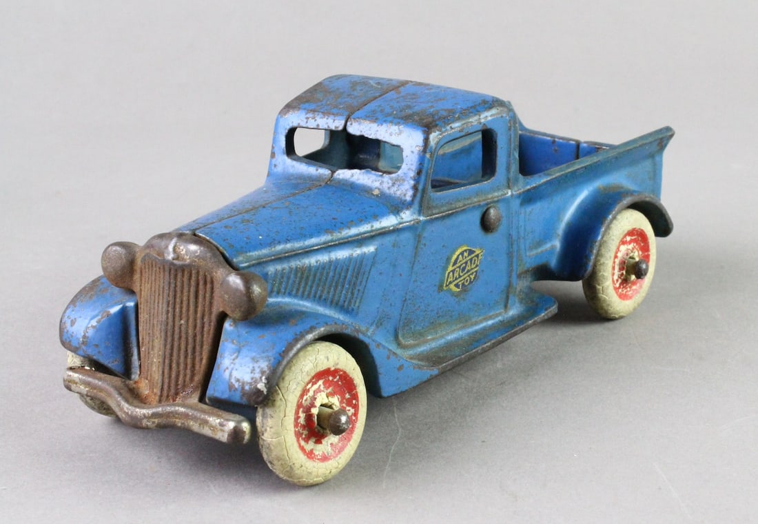 1934 Arcade Cast Iron Pick Up Truck (1 of 5)