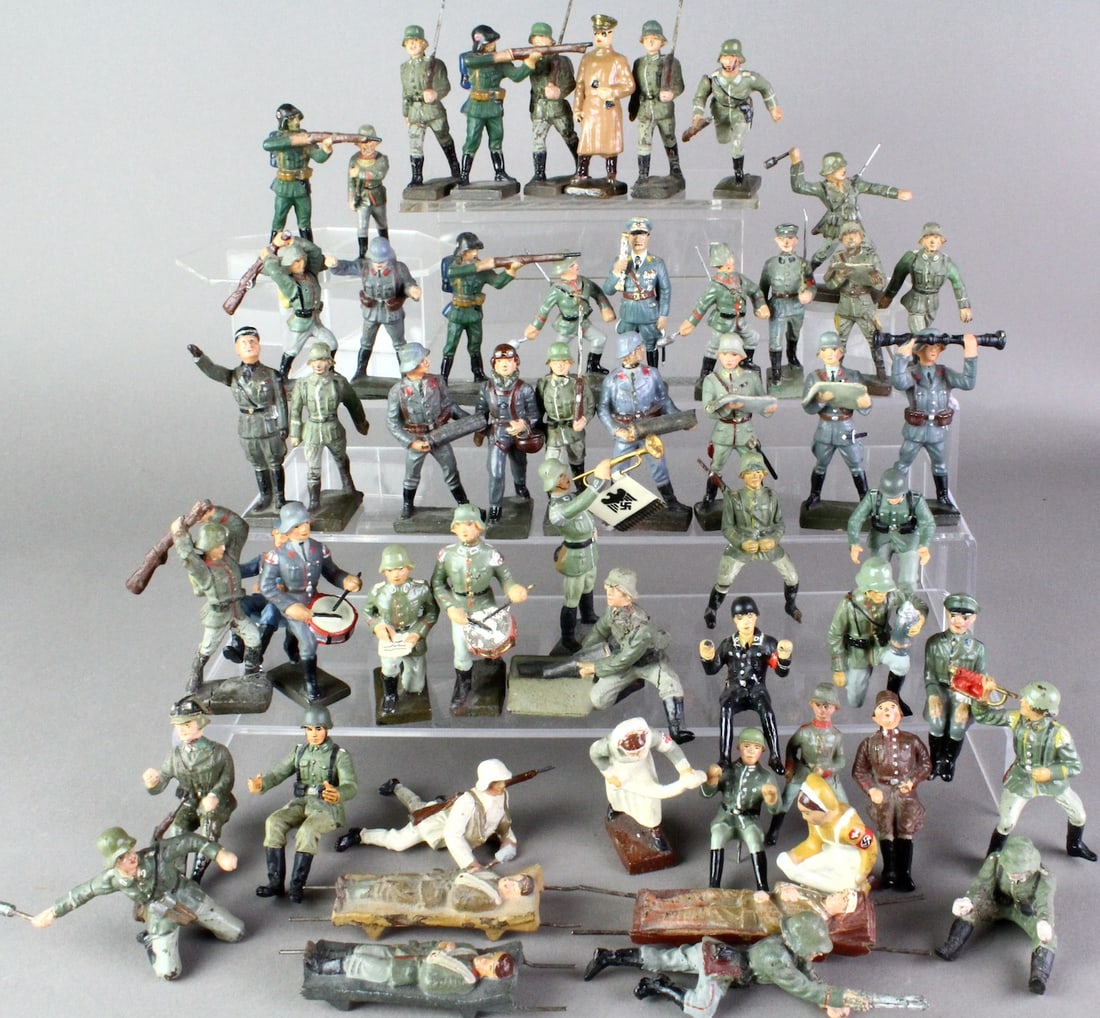 Huge Lot of Lineol German Soldiers (1 of 4)