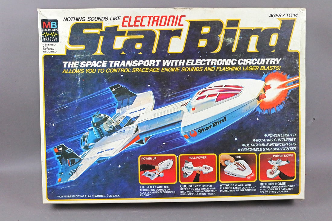Milton Bradley Starbird Electronic Spaceship In Box: Milton Bradley Starbird Electronic Spaceship In Box
