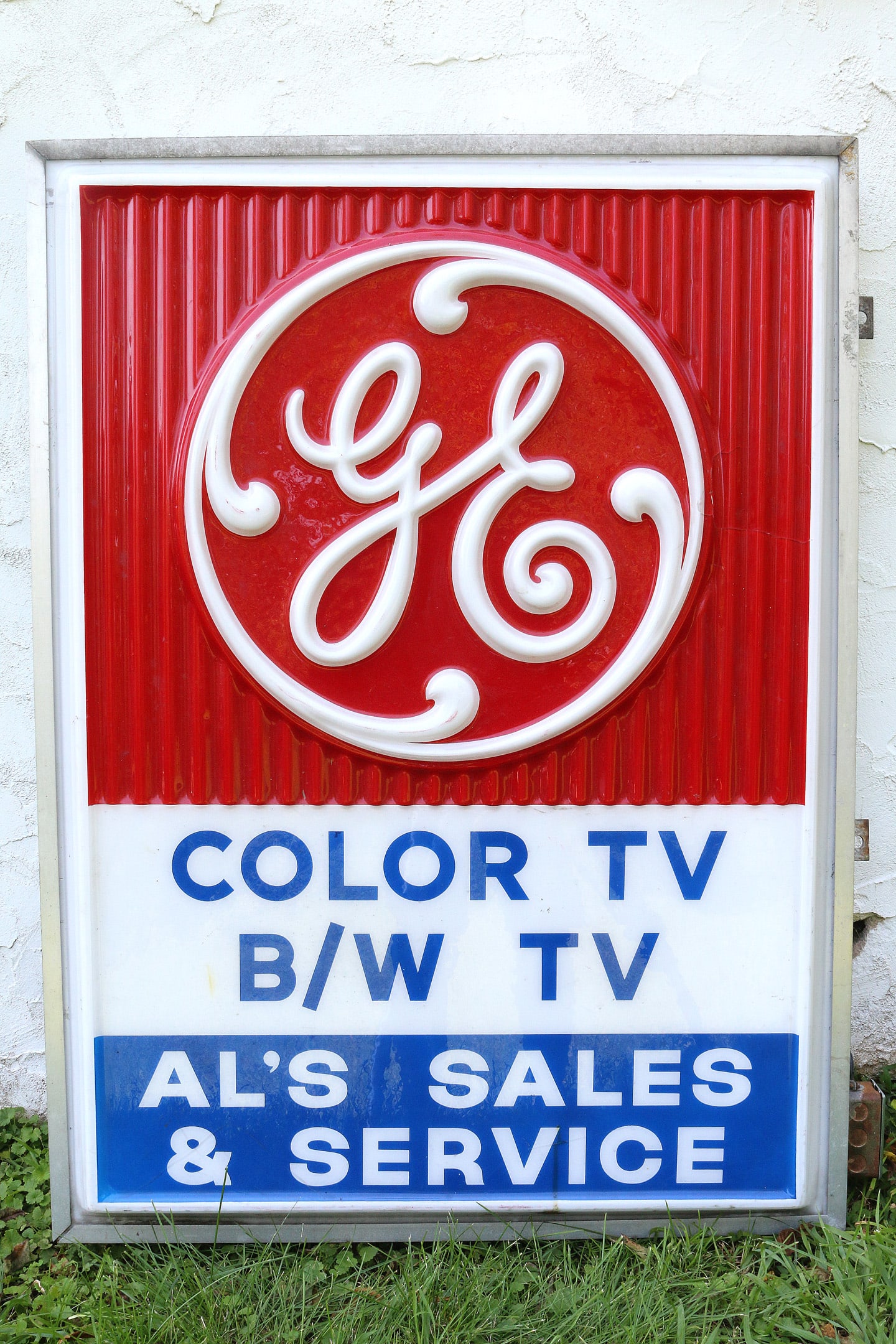 GE Light Up Advertising Sign Impressive (1 of 5)