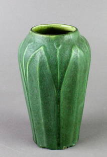 Hampshire Pottery Arts & Crafts Green Vase: 1900s Hampshire Arts & Crafts Green Plants and Leaves Stylized Vase. Excellent original marked Hampshire Pottery with the Artist cyper M in a circle. Organic Grueby style green glaze and the pot is ju