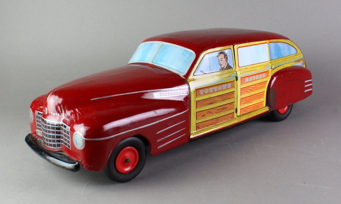 Wyandotte Toytown Estate Huge Woodie Wagon (1 of 7)