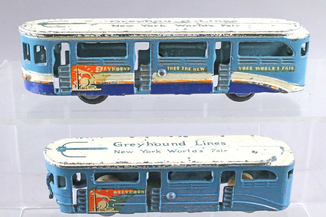 Arcade Greyhound Lines Worlds Fair Bus Lot: Arcade Greyhound Lines Worlds Fair Bus Lot 6 1/2, 7 inches damage to smaller bus