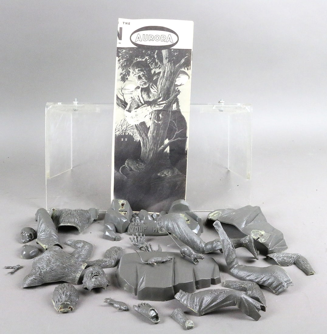 Aurora 1962 Wolfman Monster Model Parts Lot: Aurora 1962 Wolfman Monster Model Parts Lot, original, NOT A RTEPRODUCTION
