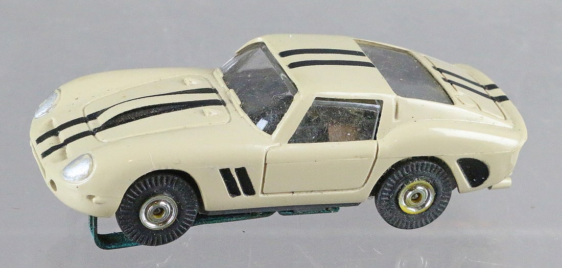 Aurora T Jet Slot Car Dino Ferrari: Aurora T Jet Slot Car Dino Ferrari