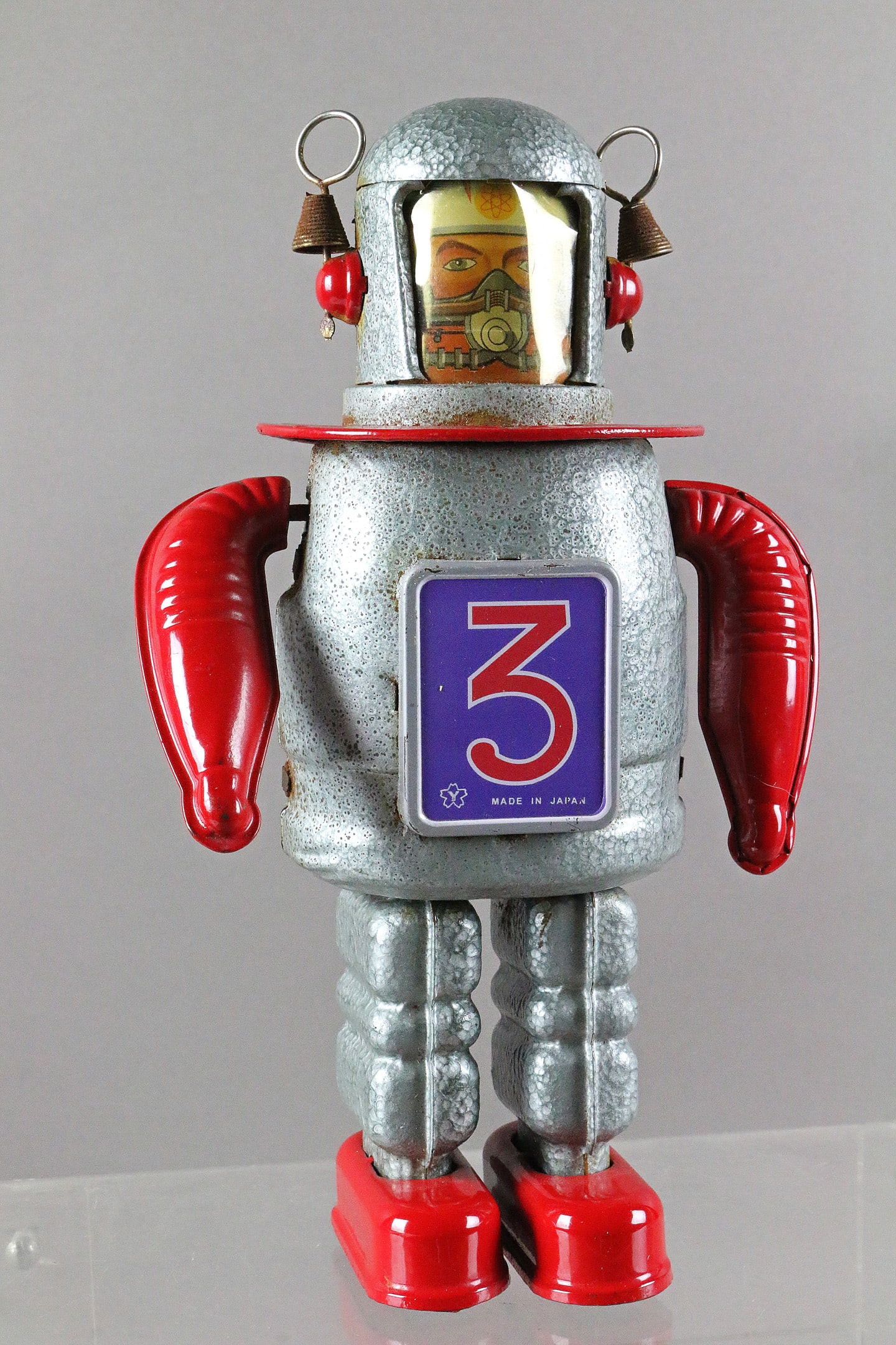 Astro Robot Japan 9 inches Tin Litho: Astro Robot Japan 9 inches Tin Litho. Yonezawa made in Japan re-issue tin Astro-scout Robot