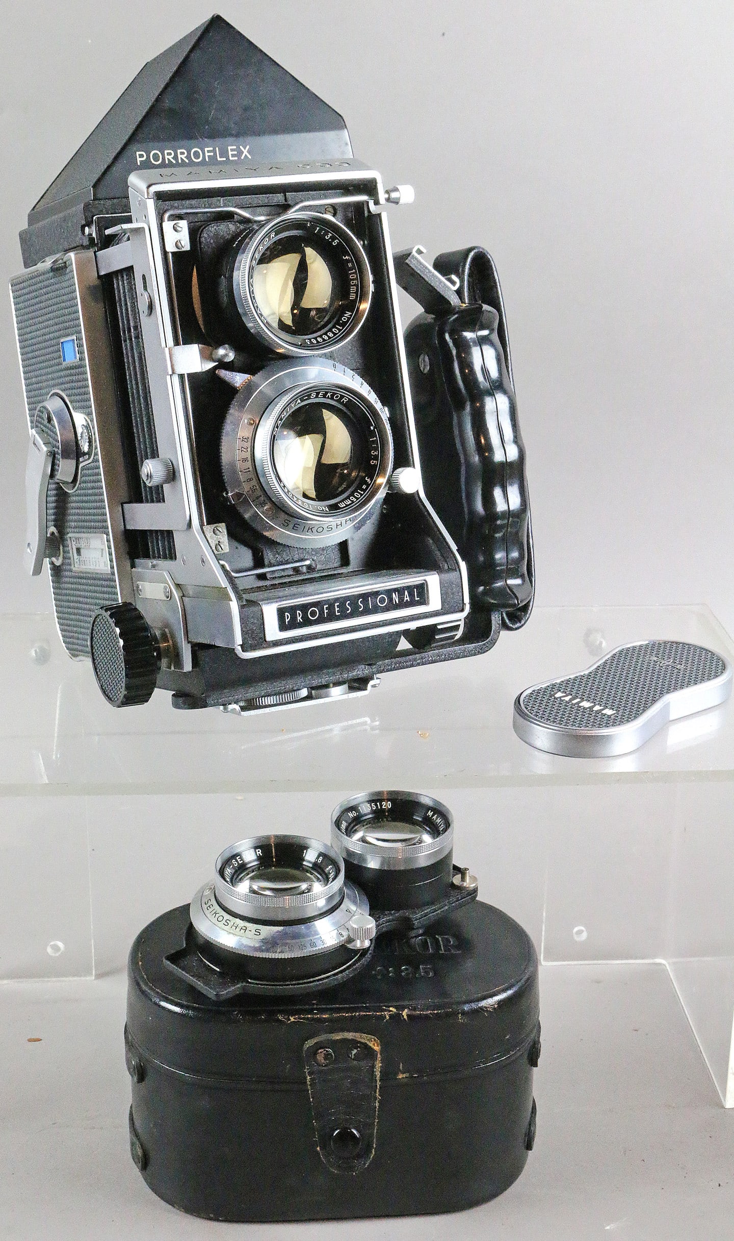 Mamiya Professional C33 TLR 80mm and 150mm Lens: Mamiya Professional C33 TLR 80mm and 150mm Lens, Pro Grip, Porroflex Viewer tow lens's