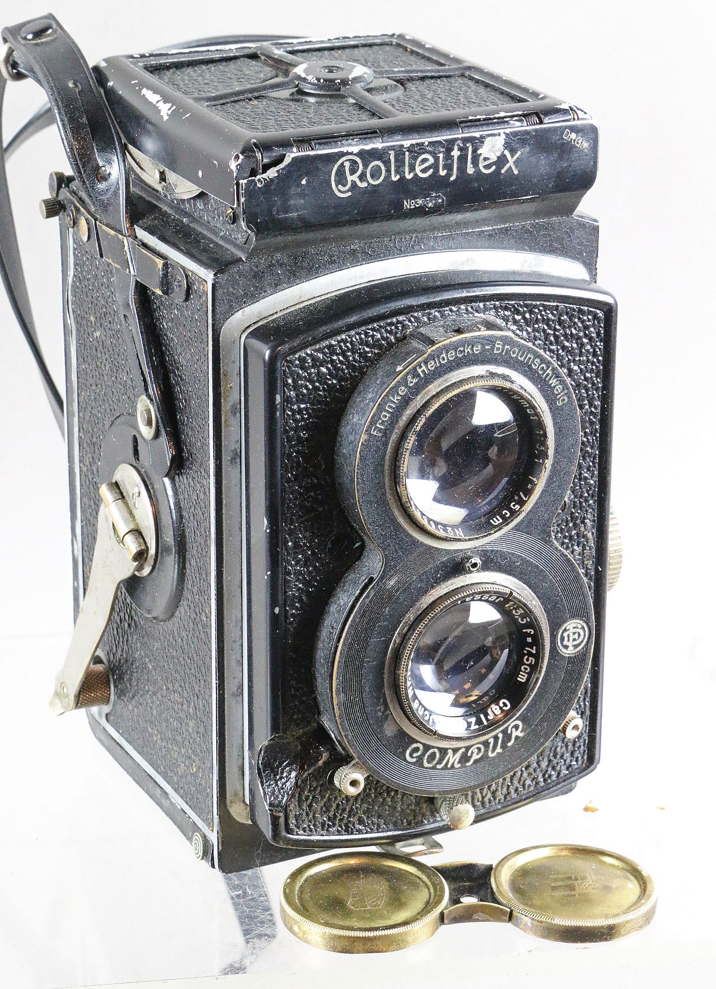 Rolleiflex TLR Zeiss 7.5 orig Brass Lens Cap: Rolleiflex TLR Zeiss 7.5 orig Brass Lens Cap