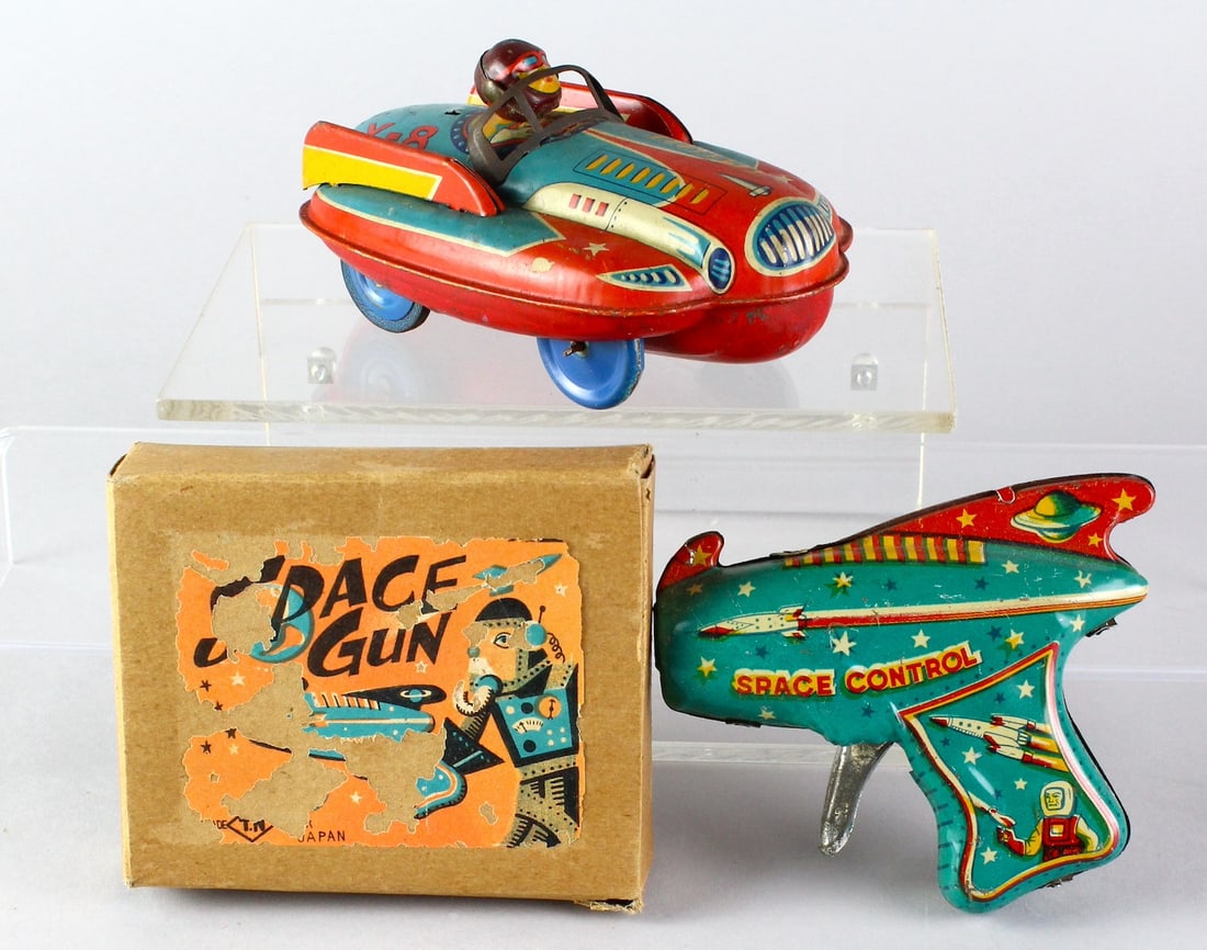 Japan Tin Space Rocket & Nomura Raygun in box (1 of 3)