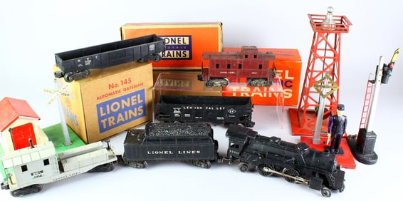 1950s Lionel Train Outfit Engine, Rolling Stock, Boxed Gateman+