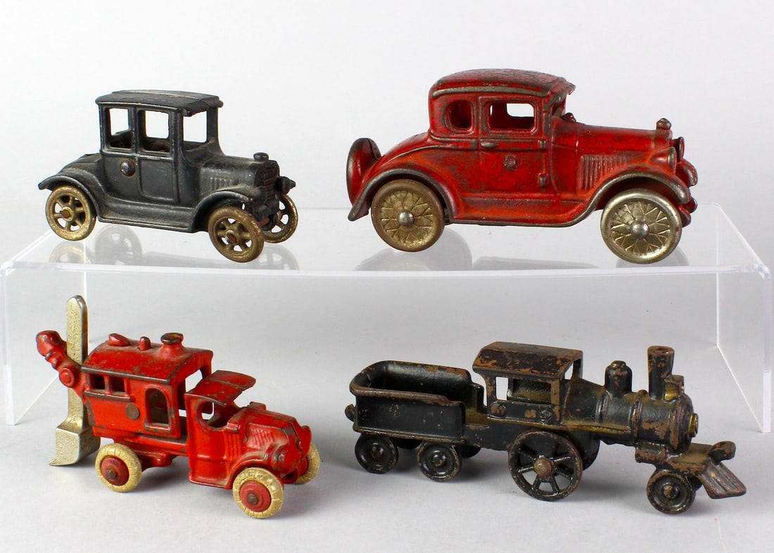 Hubley & Williams Cast Iron Lot (1 of 3)