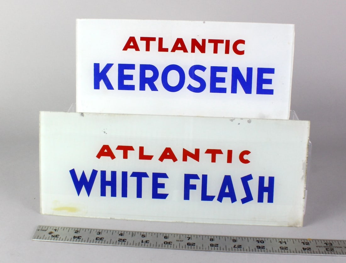 Pair Of Atlantic Gasoline & Kerosene Gas Pump Glass Inserts (1 of 2)