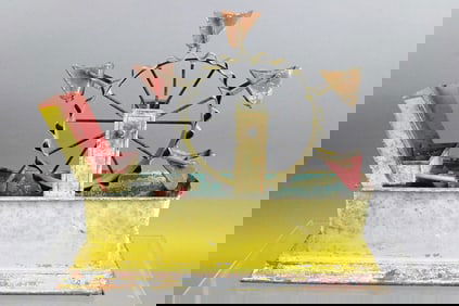 Doll German Tin Litho Water Wheel