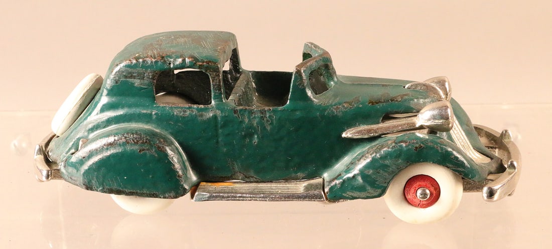 Hubley Cast Iron Limo Restored: Hubley Cast Iron Limo Restored