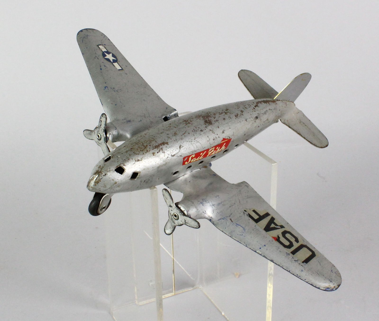 Marx/Wyandotte USAF Sail Fish Airplane (1 of 4)