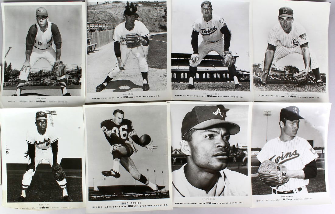 Wilson News Service Orig Baseball & Football Photos in Envelope: Wilson Sporting Goods News Service- Member Advisory Service Players Orig Baseball & Football Photos in Envelope. Ron Santo, Dave Boswell, Bob Allison, Max Alvis, Paul Blair, Bob Bolin, Boyd Dowler Foo