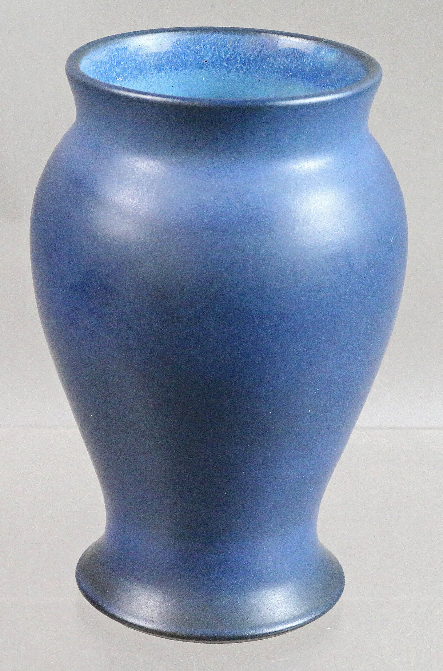 Marblehead Vase (1 of 3)