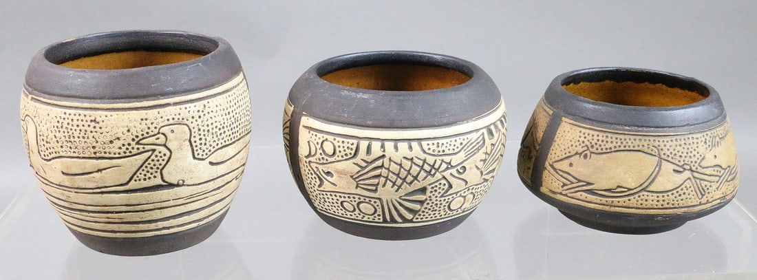 Weller Claywood  Pottery Lot (1 of 2)