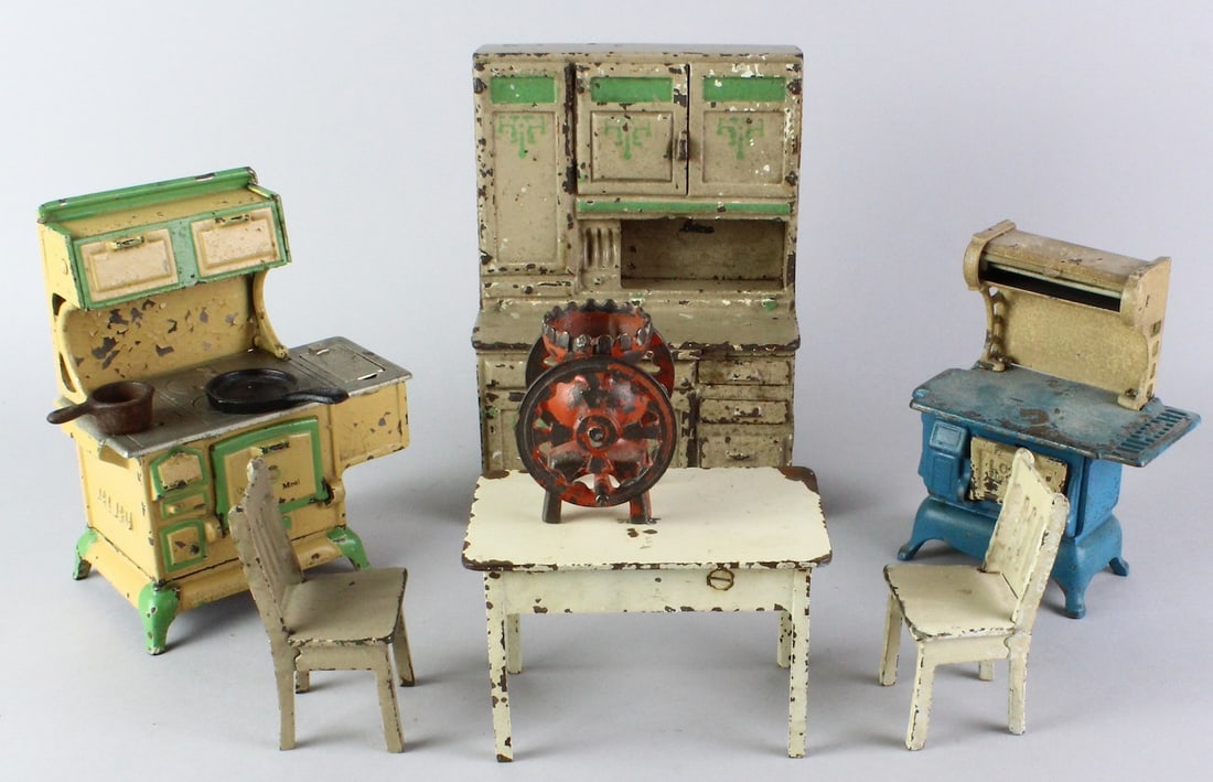 Arcade Cast Iron Kitchen Hoosier, 2 Stoves, Table Chairs (1 of 4)