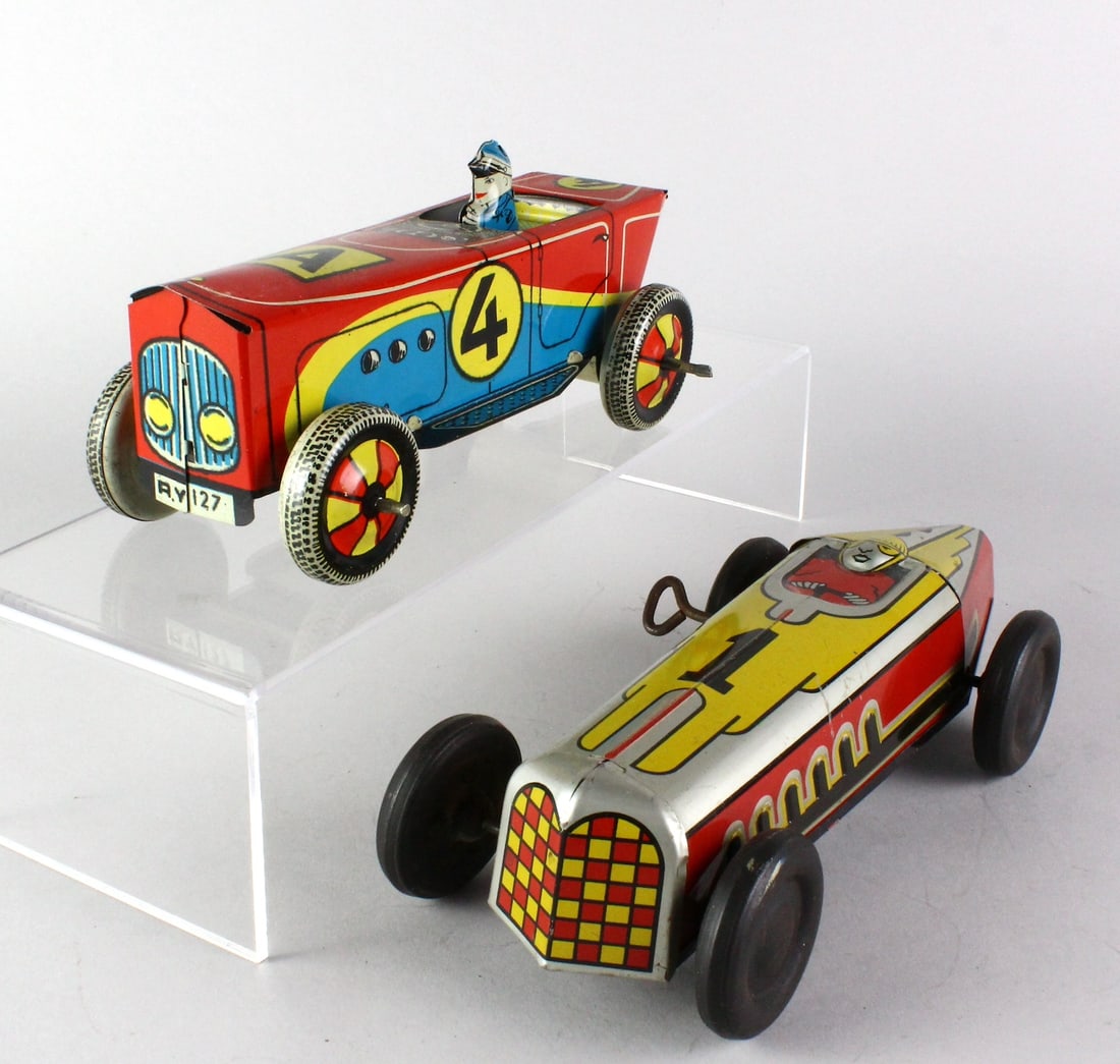 2 Tin Boat Tail Race Cars 9 inch (1 of 5)