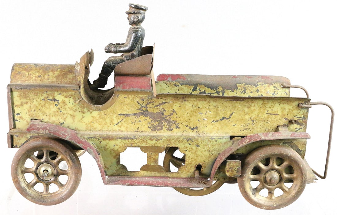 Scheible Fire Truck Pressed Steel: Scheible Fire Truck Pressed Steel , 1909 12 inches