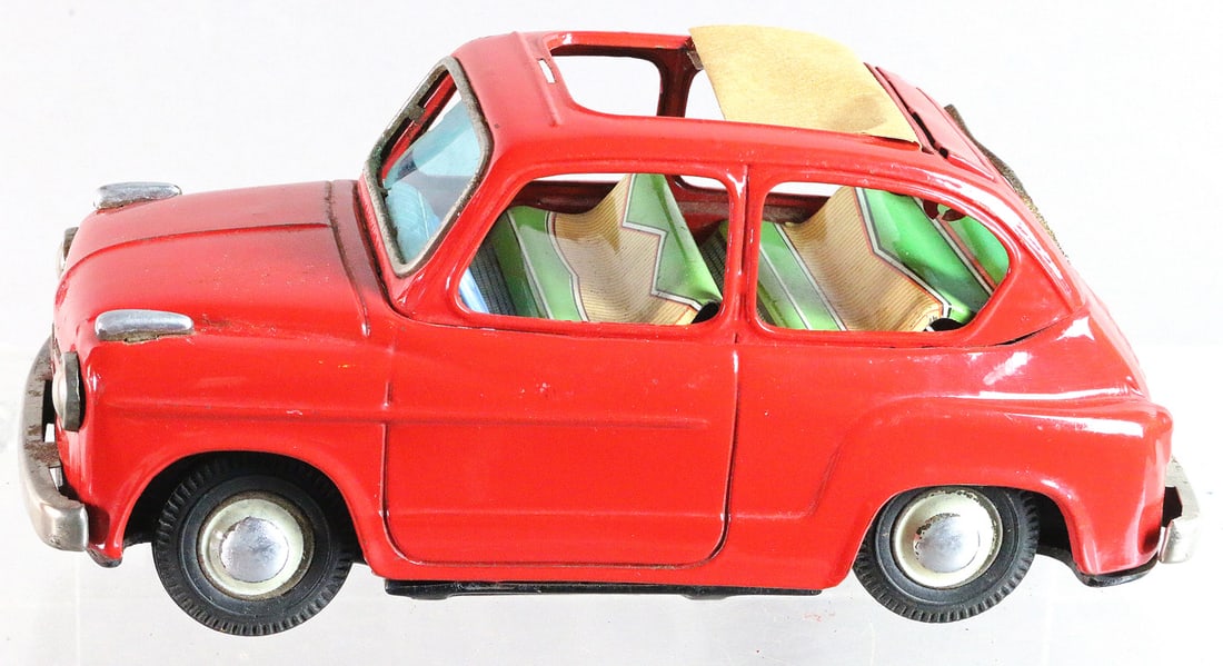 Bandai Fiat Tin Litho Japan Car: Bandai Fiat Tin Litho Japan Car