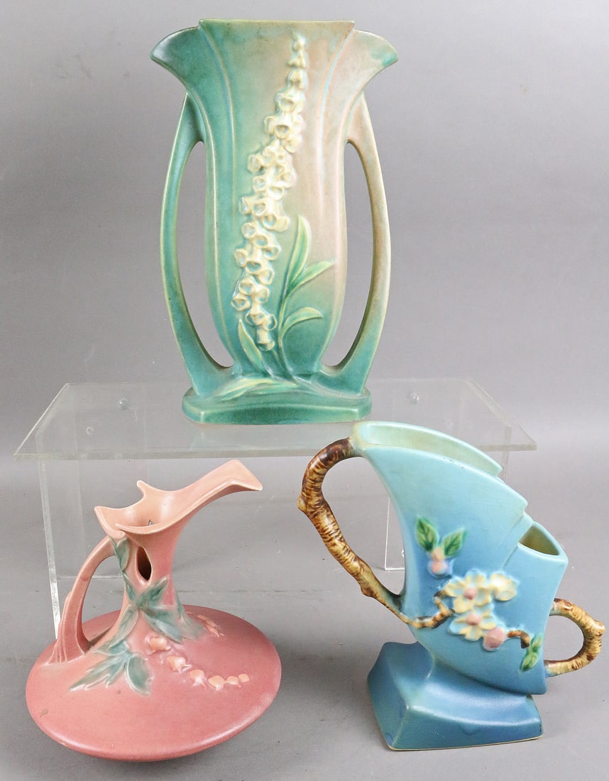 Roseville Pottery Lot (1 of 3)