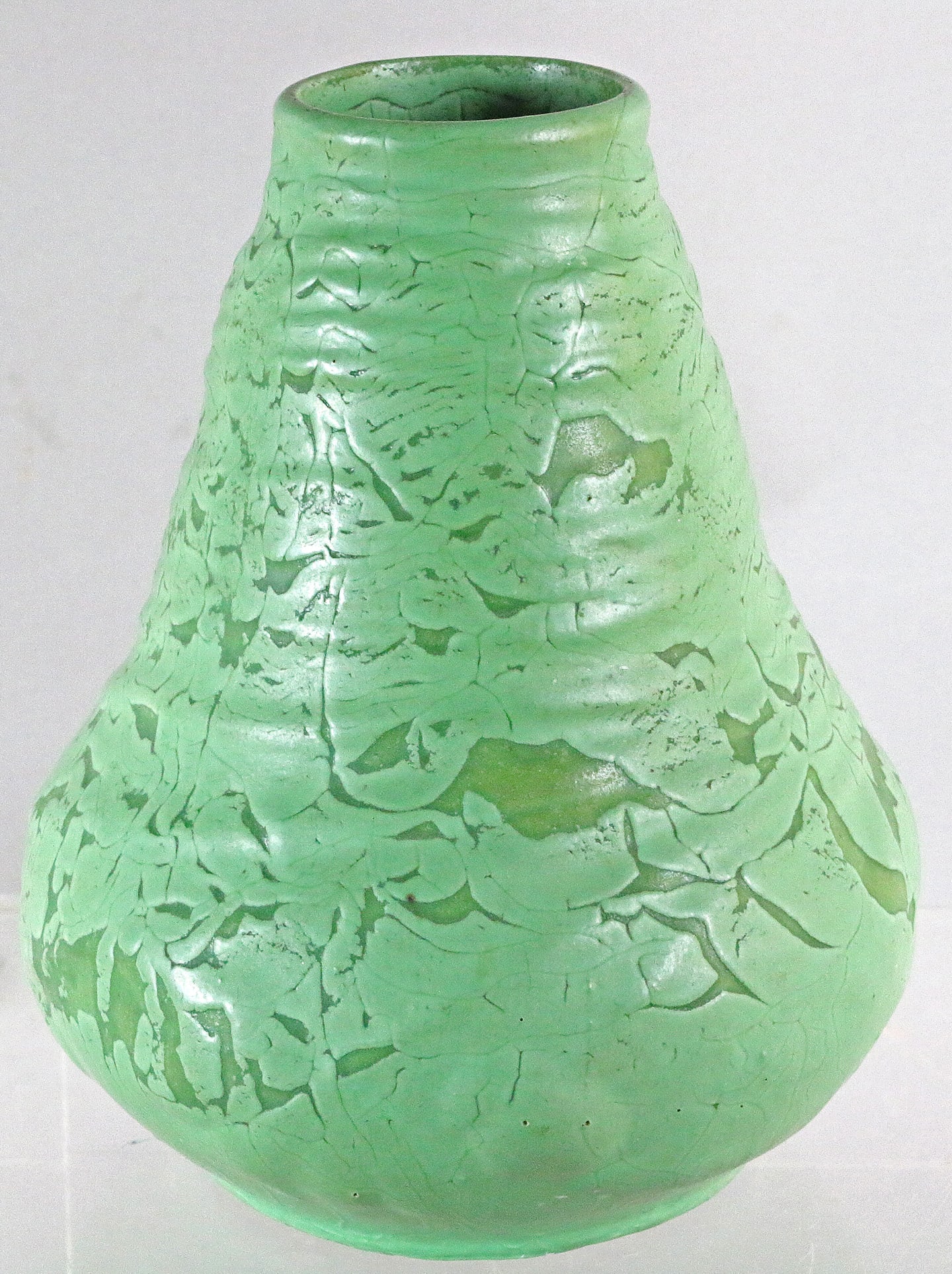 Roseville Chloron Vase Early: Roseville Chloron Vase Early 7 inches