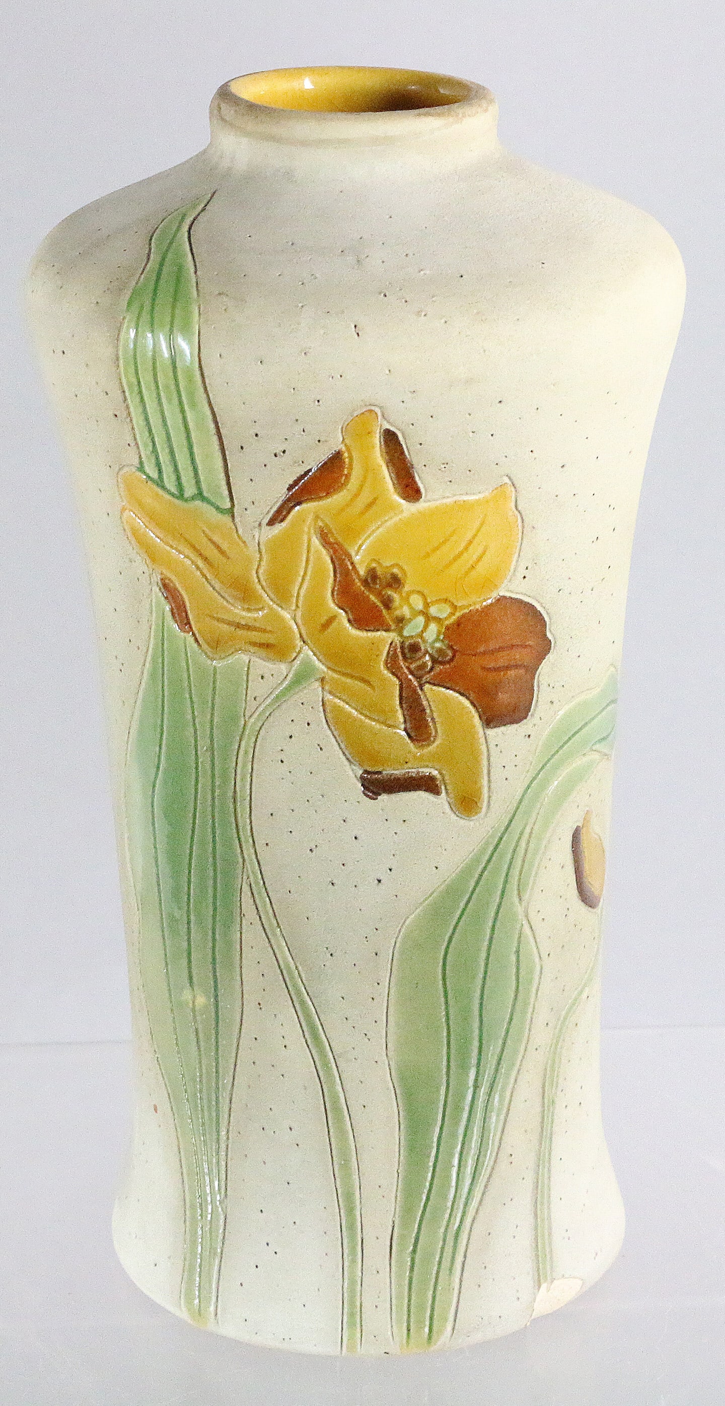 Roseville Rozane Woodland Fujiyama Inspired Vase: Roseville Rozane Woodland Fujiyama Inspired Vase Arts and Crafts 7 inches Rare chip on base rim
