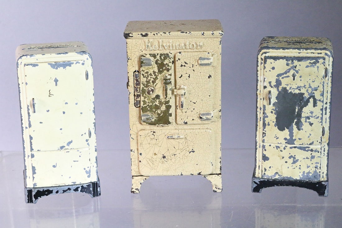 Arcade Cast Iron Refrigerator Lot (1 of 2)