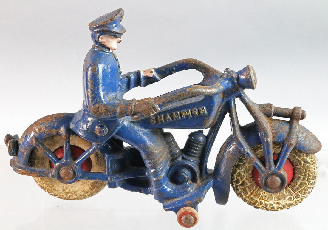 Champion Motorcycle Cast Iron: Champion Motorcycle Cast Iron 7 inches clean