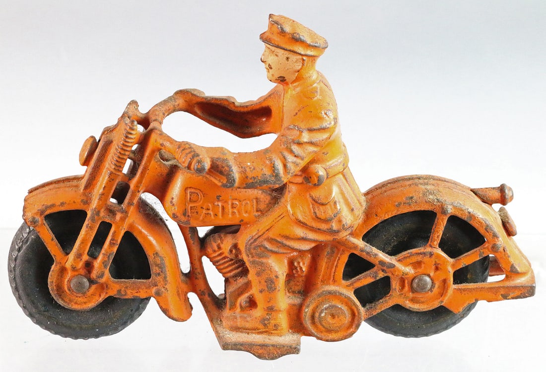 Hubley Motorcycle, Cast Iron: Hubley Motorcycle, Cast Iron 7 inches