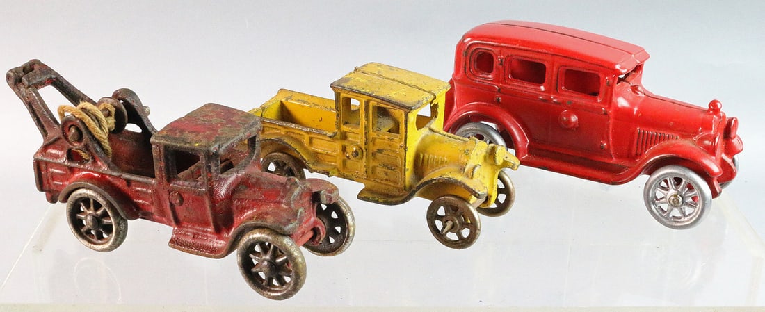 Hubley Williams Cast Iron Truck Lot: Hubley Williams Cast Iron Truck Lot, 5,5,6 inches