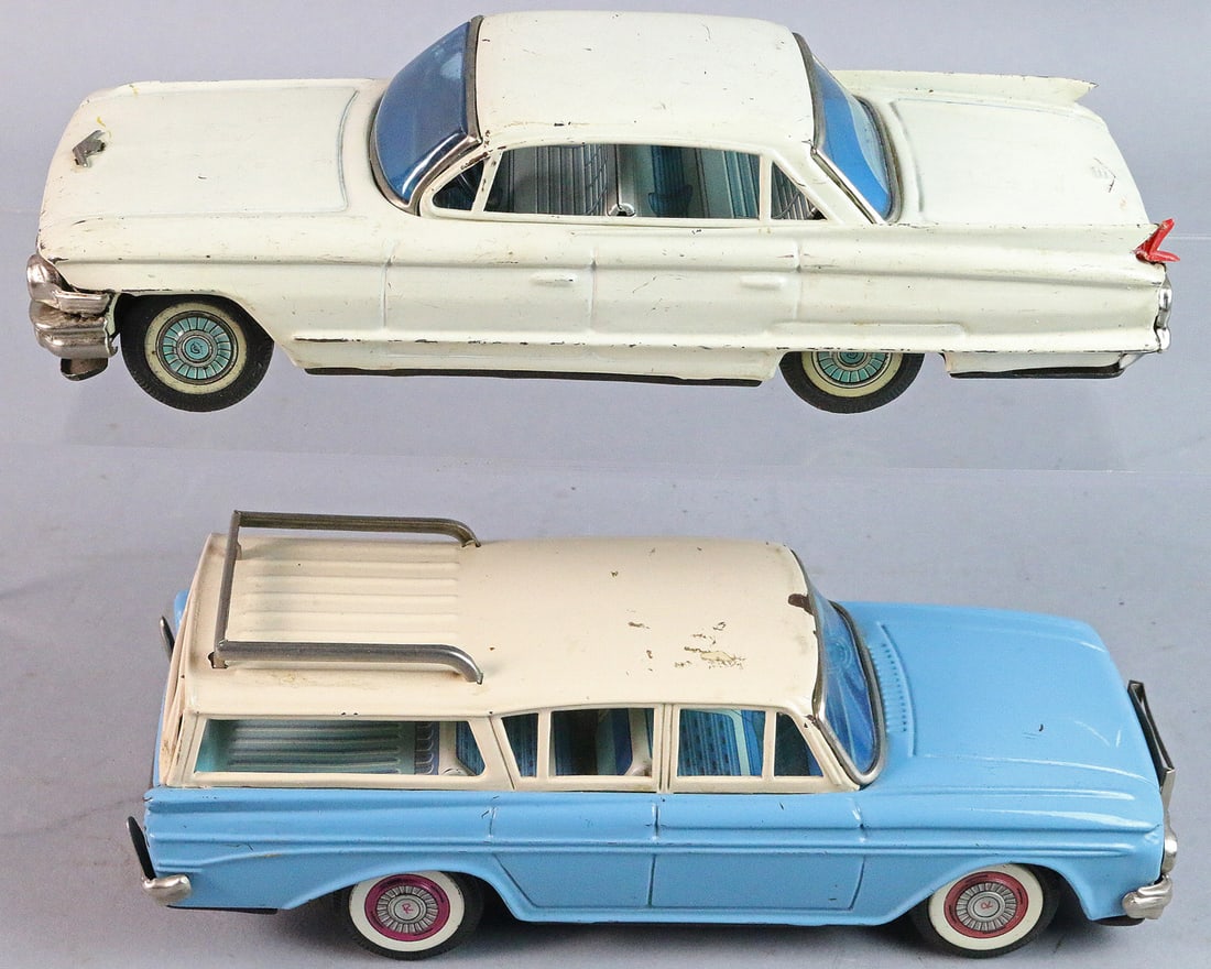 Bandai Tin Litho 59 Cadillac & Rambler Station Wagon: Bandai Tin Litho 59 Caddy & Rambler Station Wagon, 8 inches