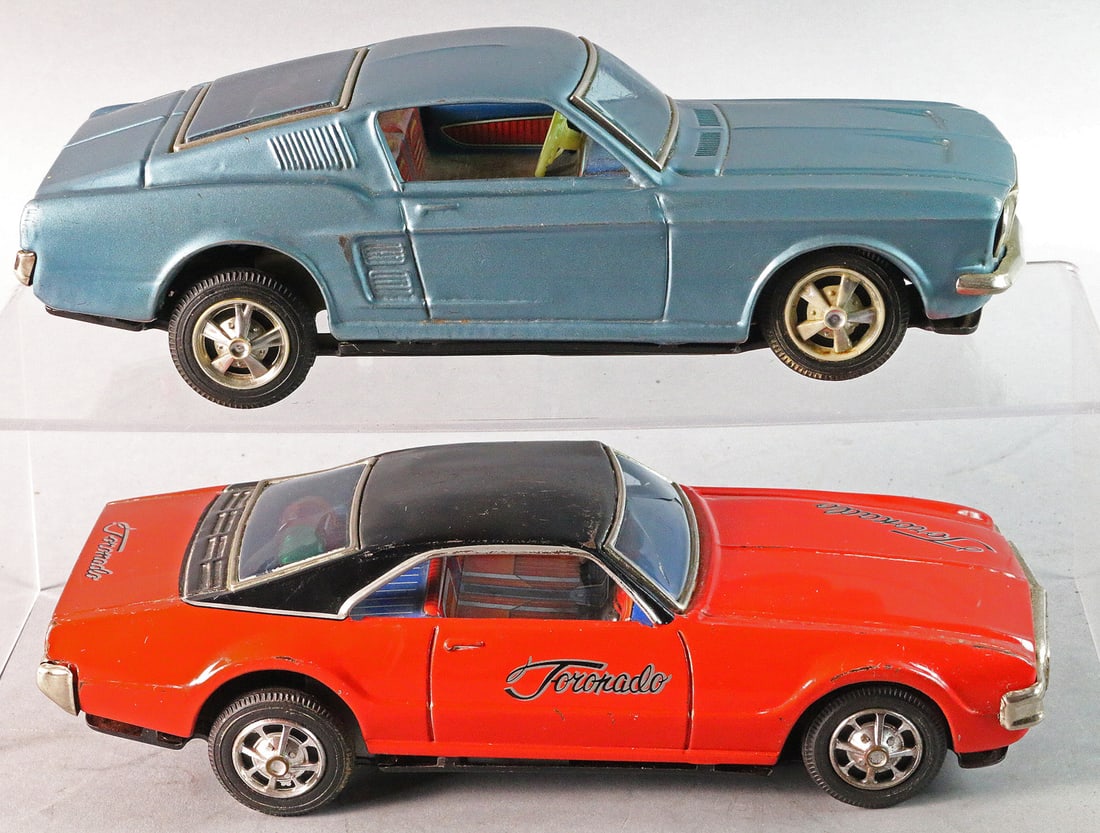 1967 Mustang, Toronado Batt Op Tin Litho Lot Japan (1 of 3)