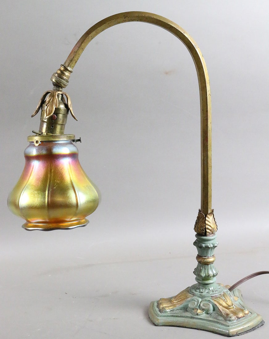 Stueben Aurene Favrile Art Glass Table Lamp: Stueben Aurene Favrile Art Glass Table Lamp