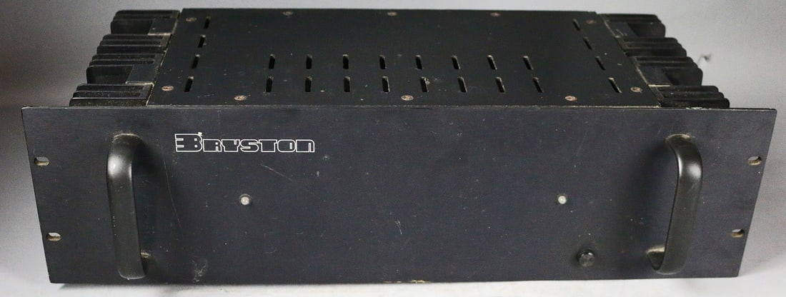 Bryston 3B Audiofile Power Amplifier (1 of 3)