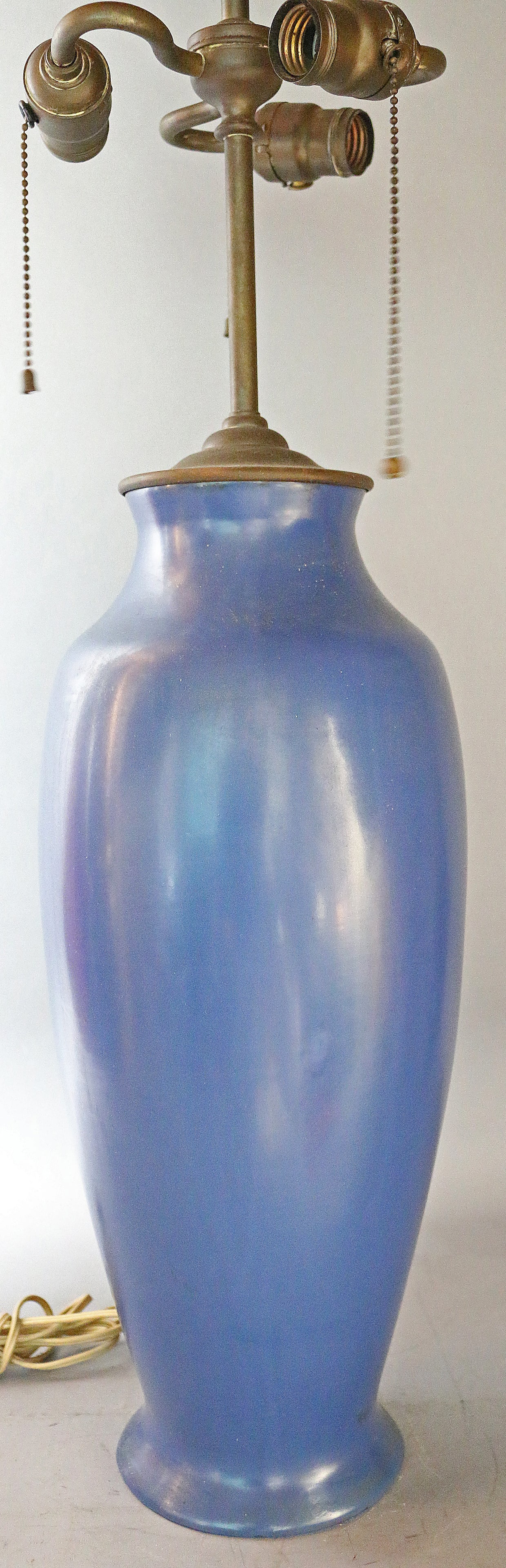 Roseville Lamp (1 of 3)