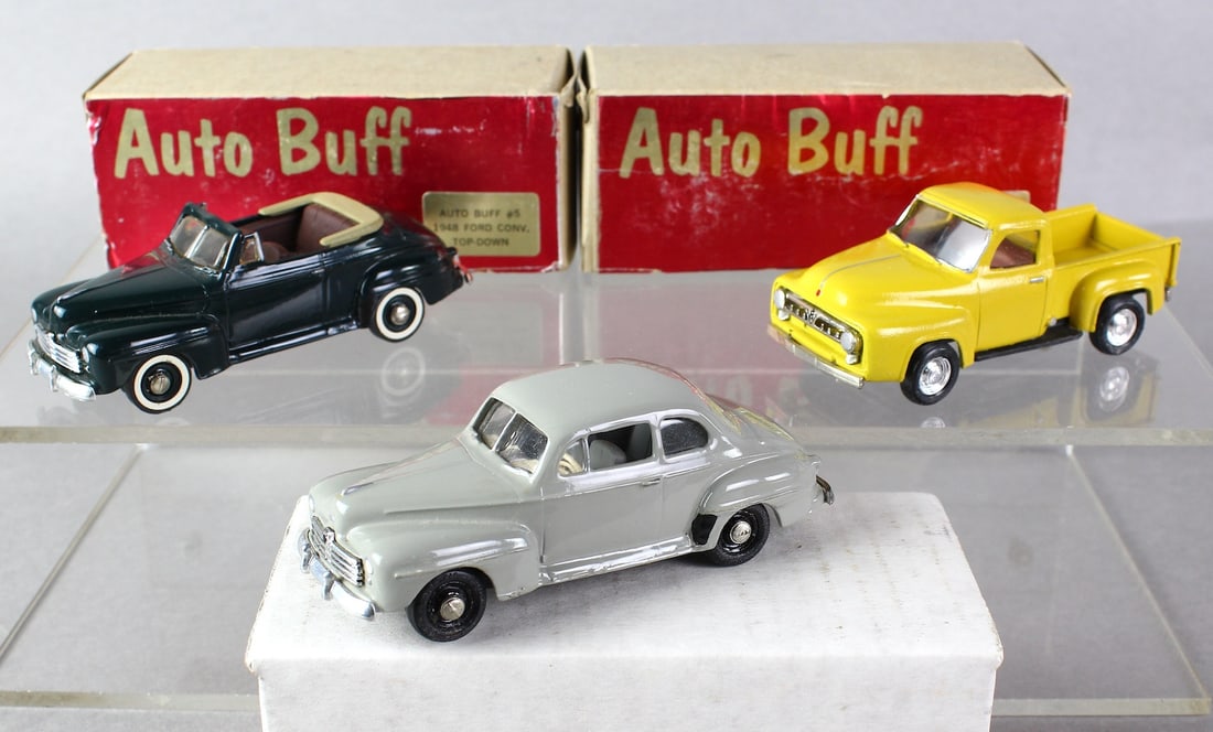 Auto Buff 3 Boxed Cars (1 of 4)