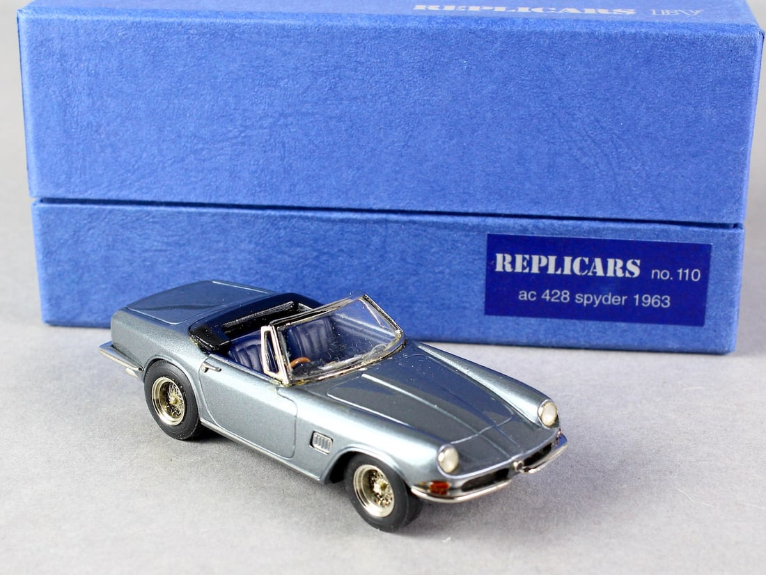 Replicars 1963 Spyder AC 428 in Box (1 of 3)