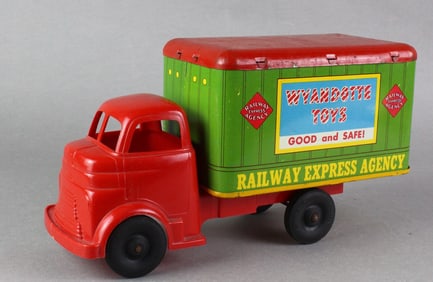 Wyandotte Railway Express Agent Truck Nationwide